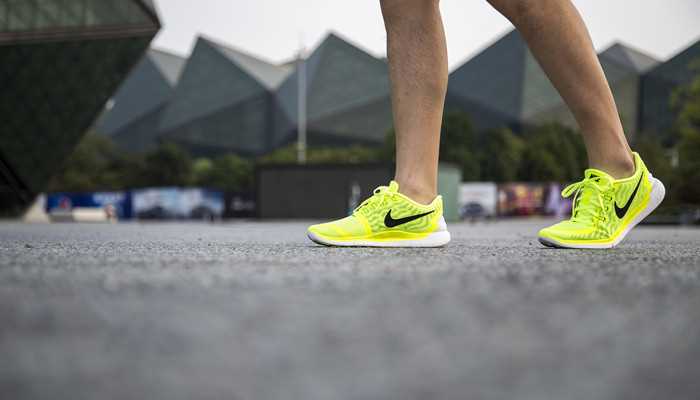nike的swoosh什么意思
